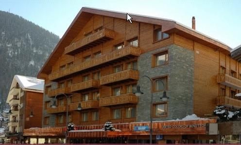 Le Petit Cervin Hotel Zermatt Exterior foto A typical hotel in Les Saisies