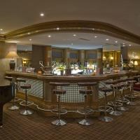 Le Petit Cervin Hotel Zermatt Exterior foto The bar at the hotel